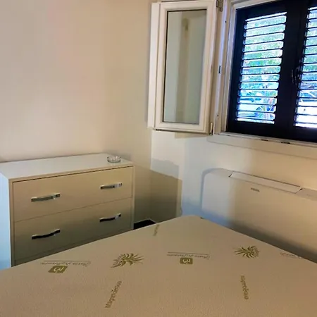 Charming House In Marina Di + Garden *